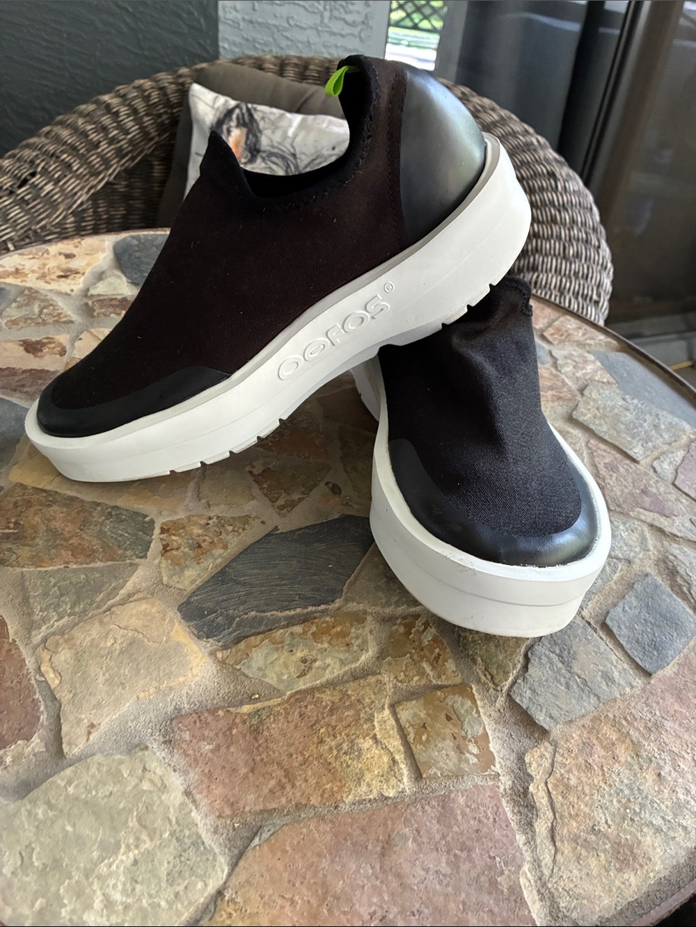 OOFOS Black Slip-On Platform Sneakers with White Sole